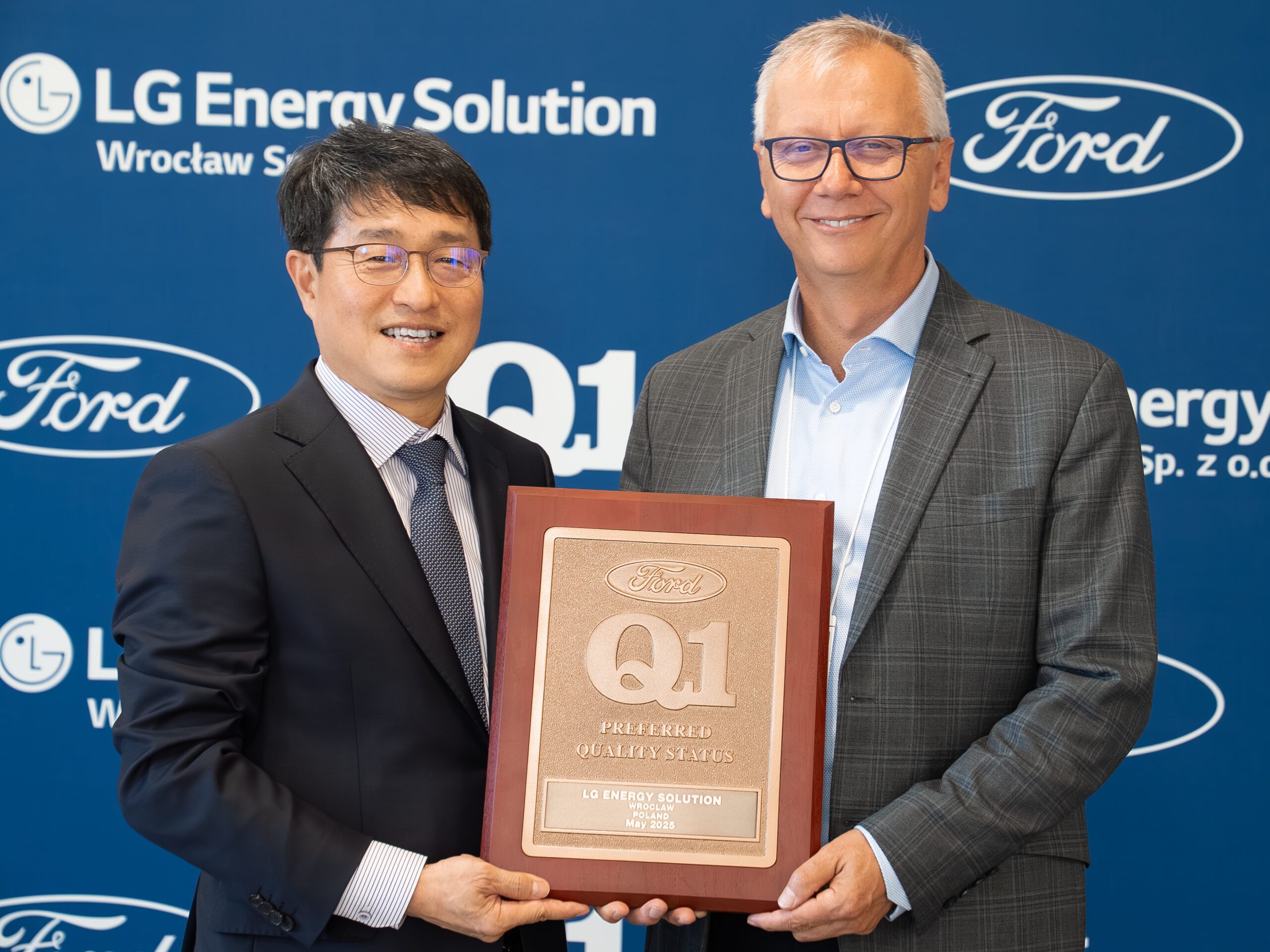Firma LG Energy Solution Wrocław nagrodzona certyfikatem Q1 Forda