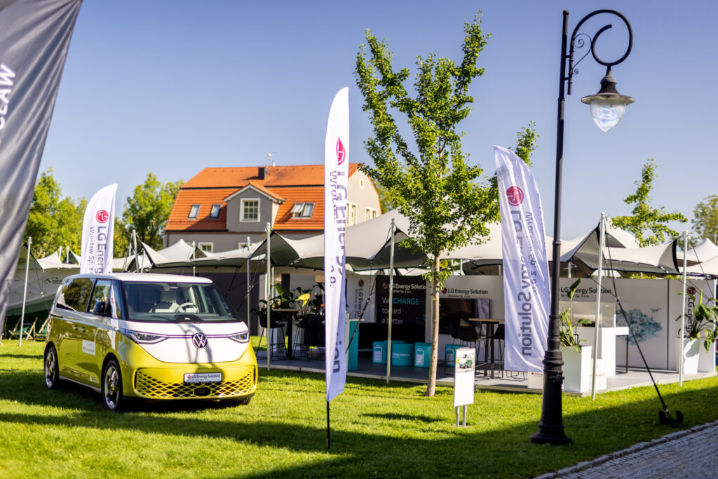 strefa LG Energy Solution Wrocław na MotoClassic Wrocław 2024