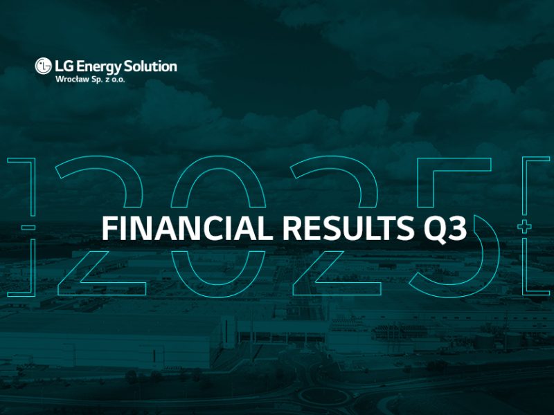 raport-www-4×3 EN raport-www-4x3 EN